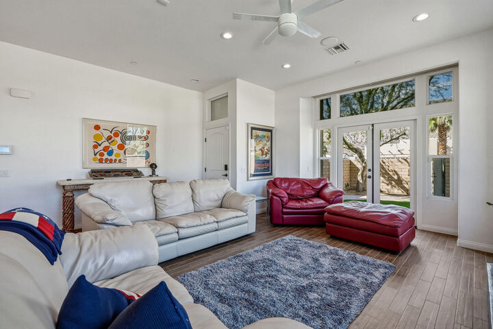 Property Photo: 52500 Avenida Velasco CA 92253