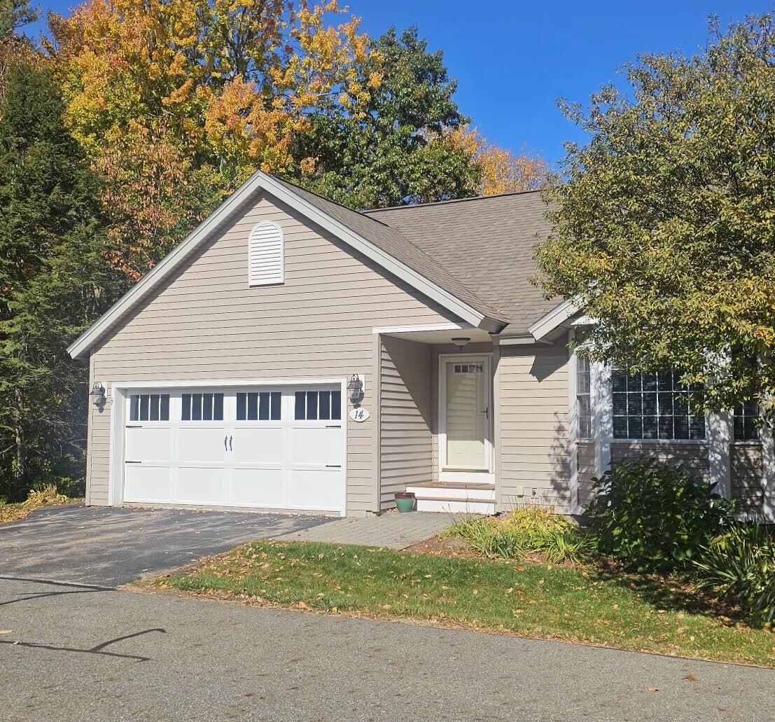 Property Photo:  14 Aspen Drive  NH 03826 