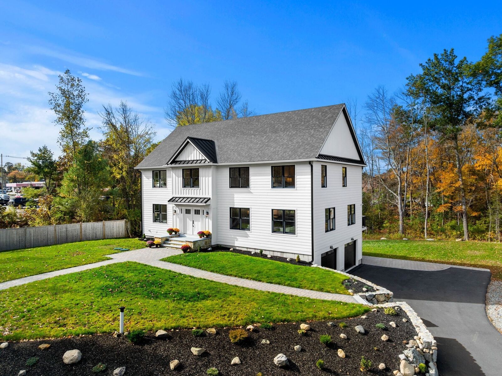 Property Photo:  5 Lee Avenue  MA 01887 