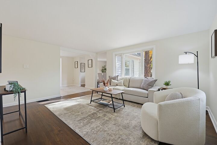 Property Photo:  19 Brookhaven Rd  MA 01606 