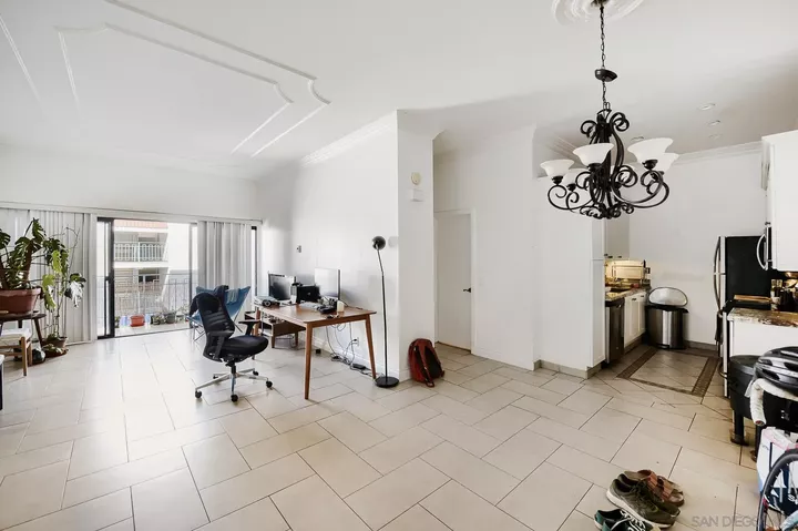 Property Photo: 8328 Regents Rd 2F CA 92122