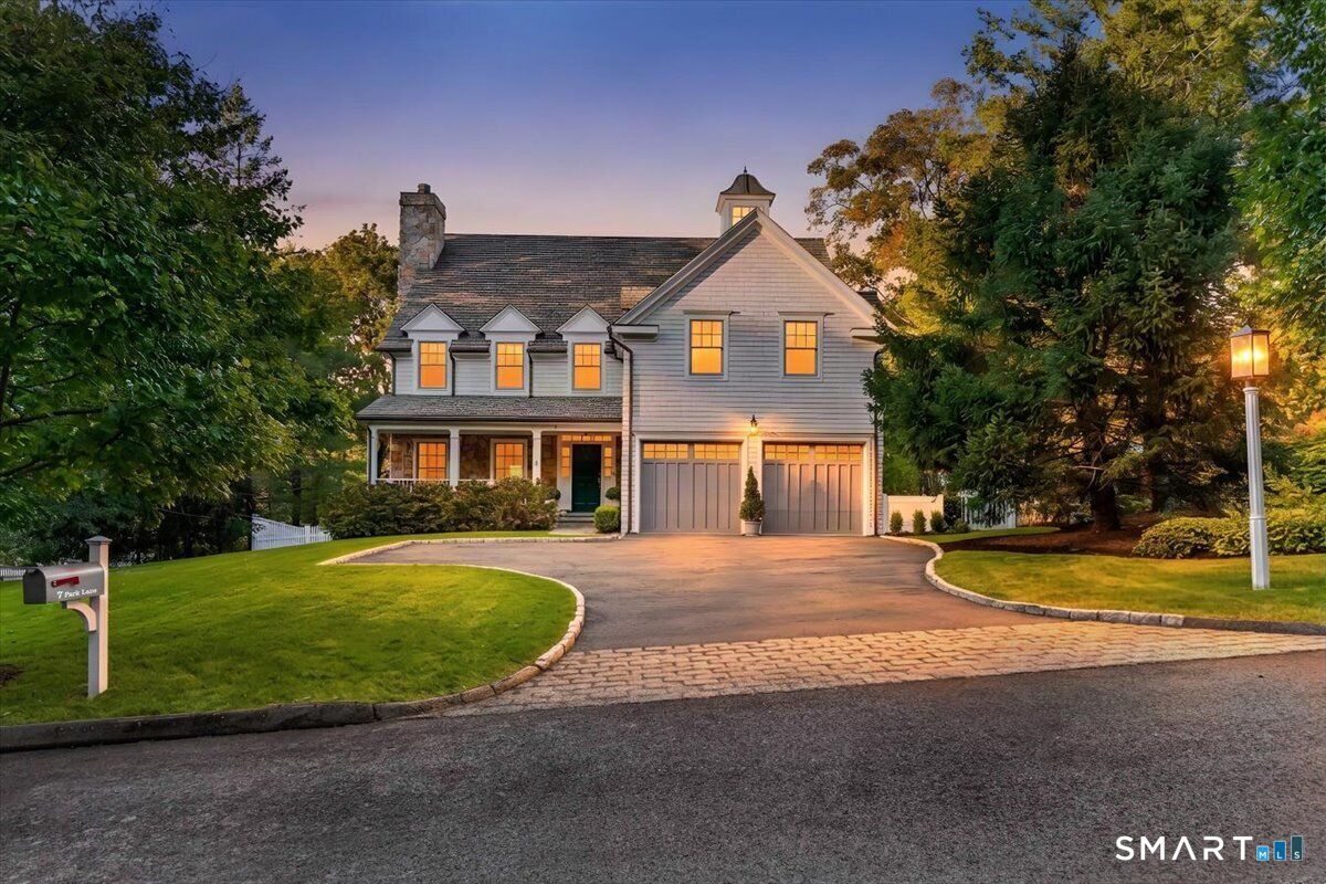 Property Photo:  7 Park Lane  CT 06840 