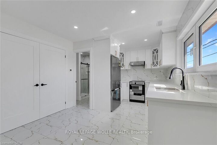 Property Photo: 581 Lancaster Street W 2 ON N2K 1M5