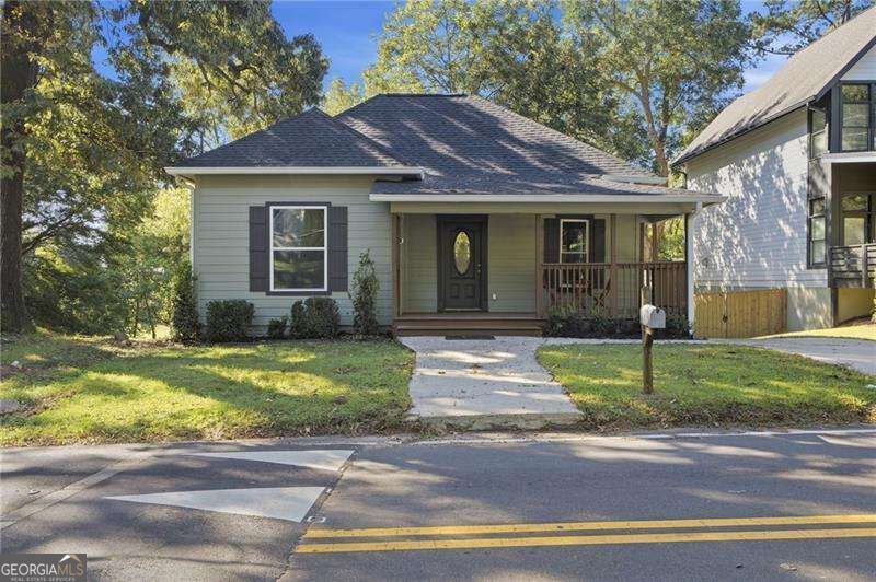 Property Photo:  1672 Carroll Drive NW  GA 30318 