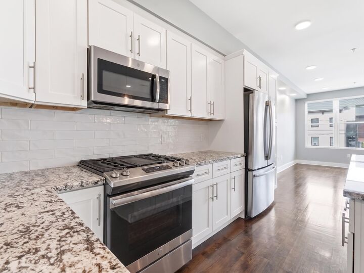 Property Photo: 50 Laidlaw Ave 2 NJ 07307
