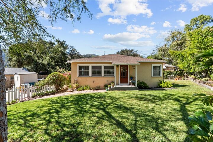 Property Photo:  4005 Cloud Avenue  CA 91214 