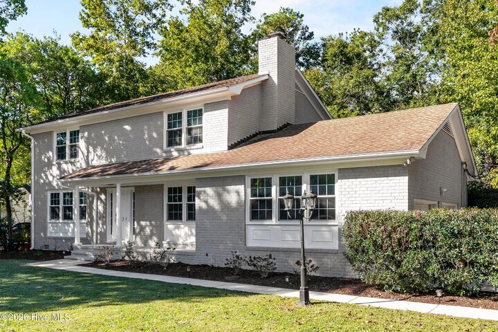 Property Photo:  121 Chelsea Lane  NC 28409 