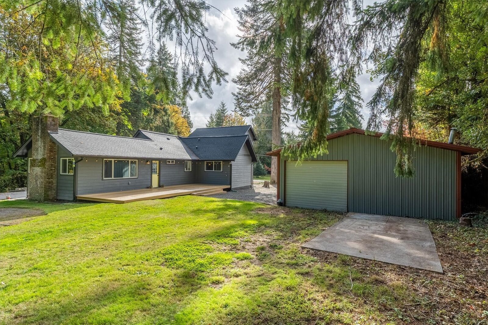 Property Photo:  1304  Ph 10  WA 98611 