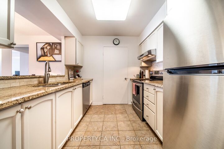 Property Photo:  70 Mill Street 608  ON M5A 4R1 
