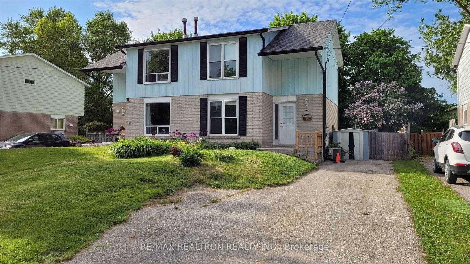 Property Photo:  713 Elgin Street  ON L3Y 3B5 