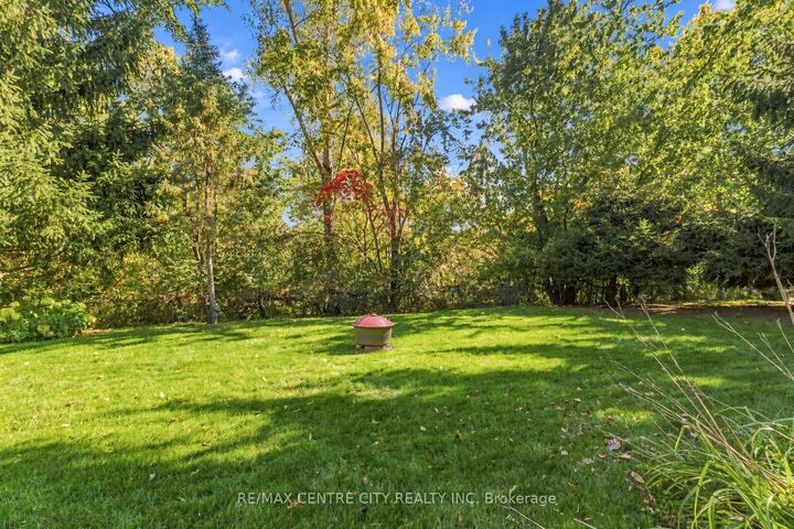Property Photo: 66 Eldorado Avenue ON N5W 1S5