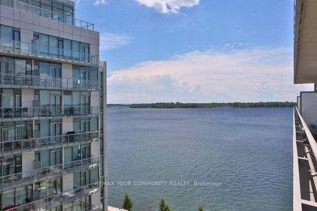 Property Photo: 29 Queens Quay E 918 ON M5E 0A4