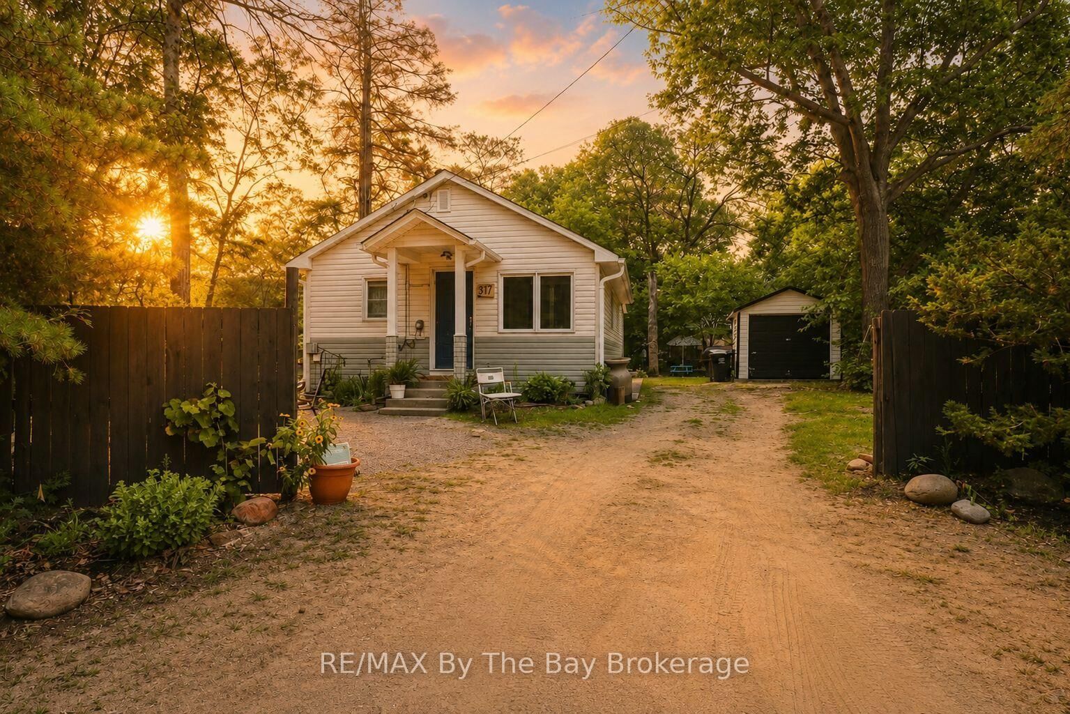 Property Photo:  217 Dunkerron Avenue  ON L9Z 2G7 
