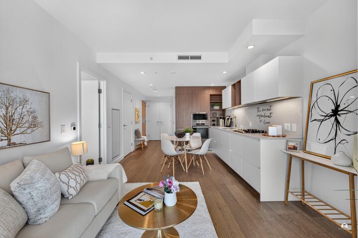 Property Photo:  6000 McKay Avenue 2601  BC V5H 0K2 