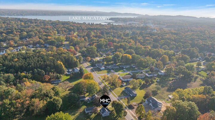 Property Photo: 187 N 160th Avenue MI 49424