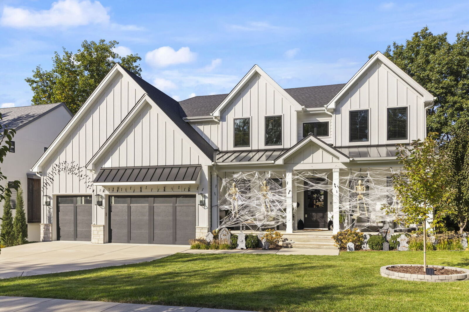 Property Photo: 417 Bayberry Lane IL 60563
