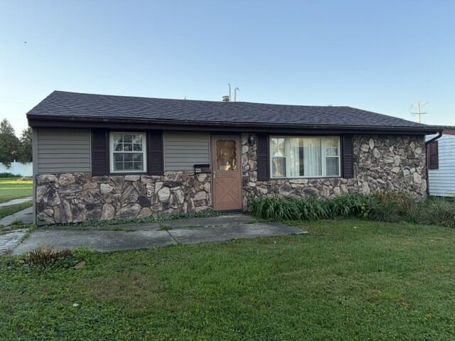 Property Photo: 221 W 7th Street IL 61362