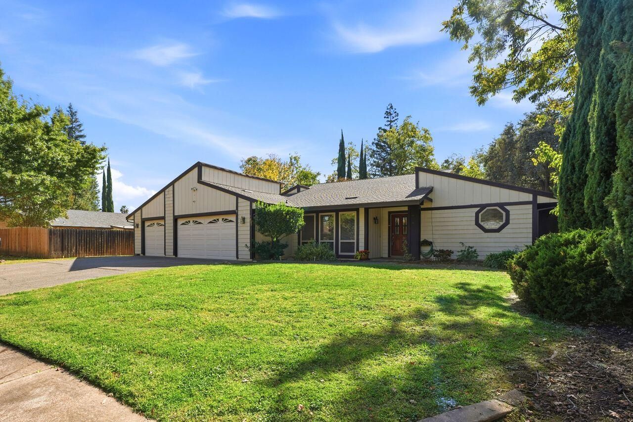 Property Photo:  7830 Meadowriver Way  CA 95610 