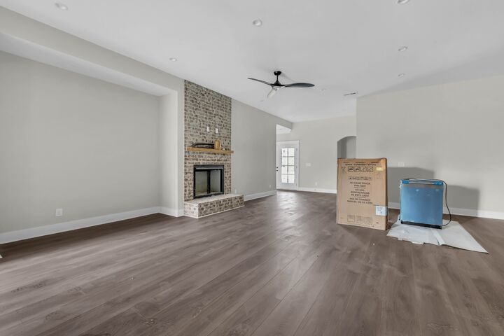 Property Photo: 1101 Veridian Dr TN 37043