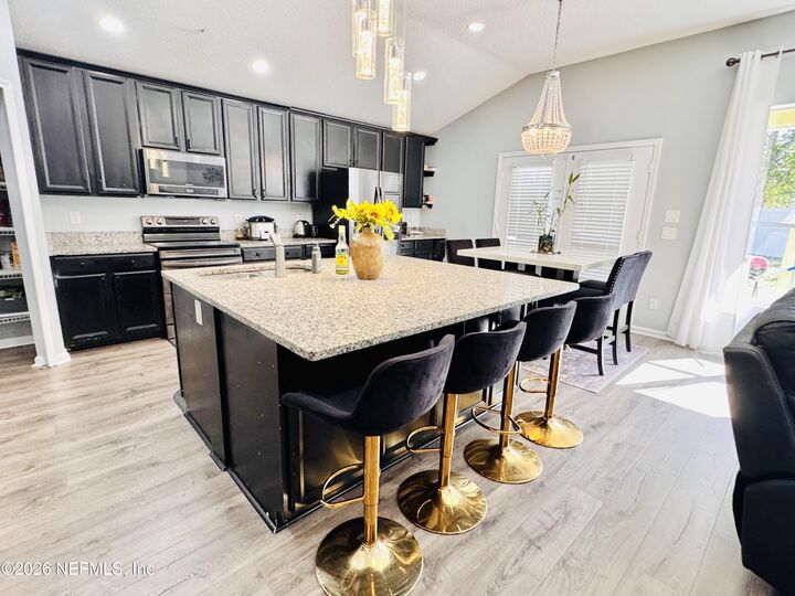 Property Photo: 437 Fort Drum Court FL 32092