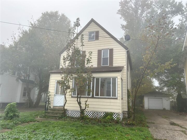 Property Photo:  823 W 21st Street  OH 44052 