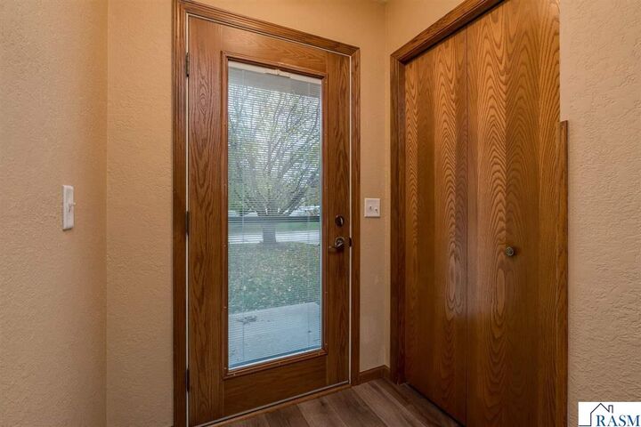 Property Photo:  1971 E Welco Drive  MN 56082 