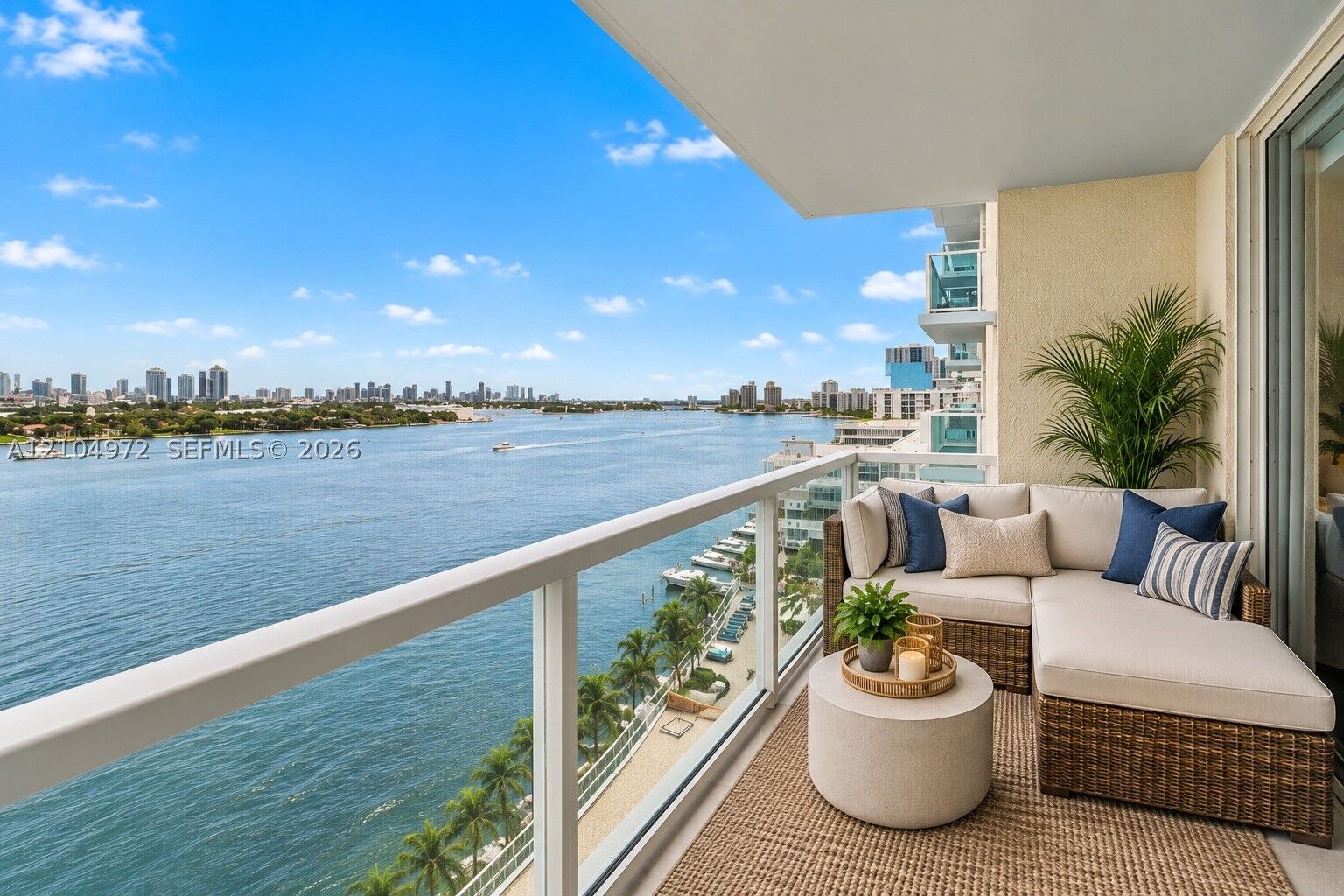 Property Photo:  650 West Ave 1507  FL 33139 