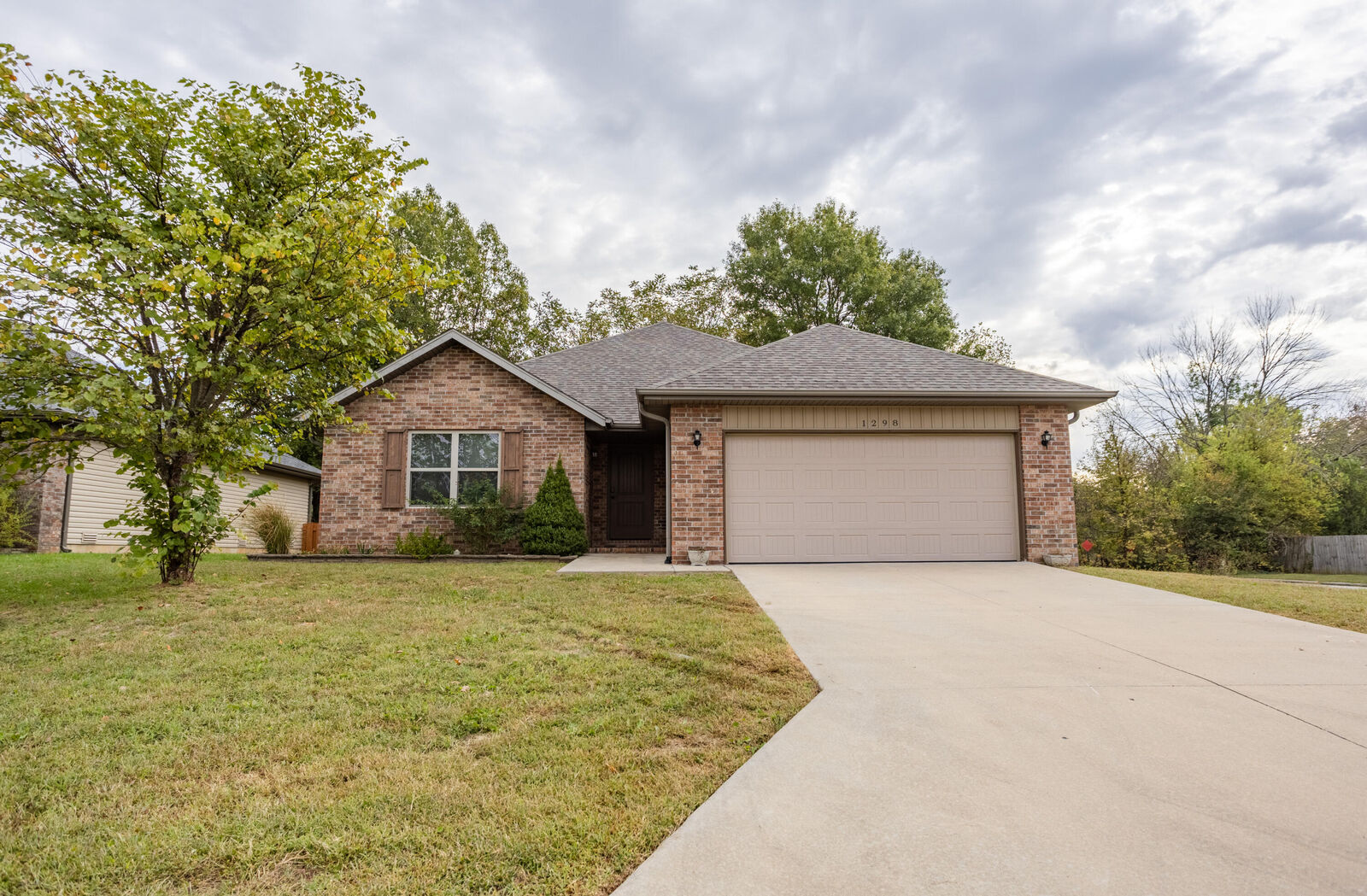 Property Photo:  1298 S Venice Avenue  MO 65738 