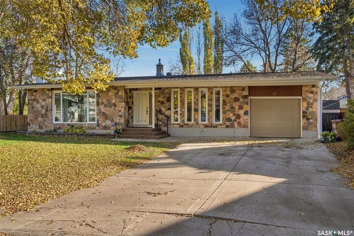 Property Photo:  57 Culliton Crescent  SK S4S 4J5 