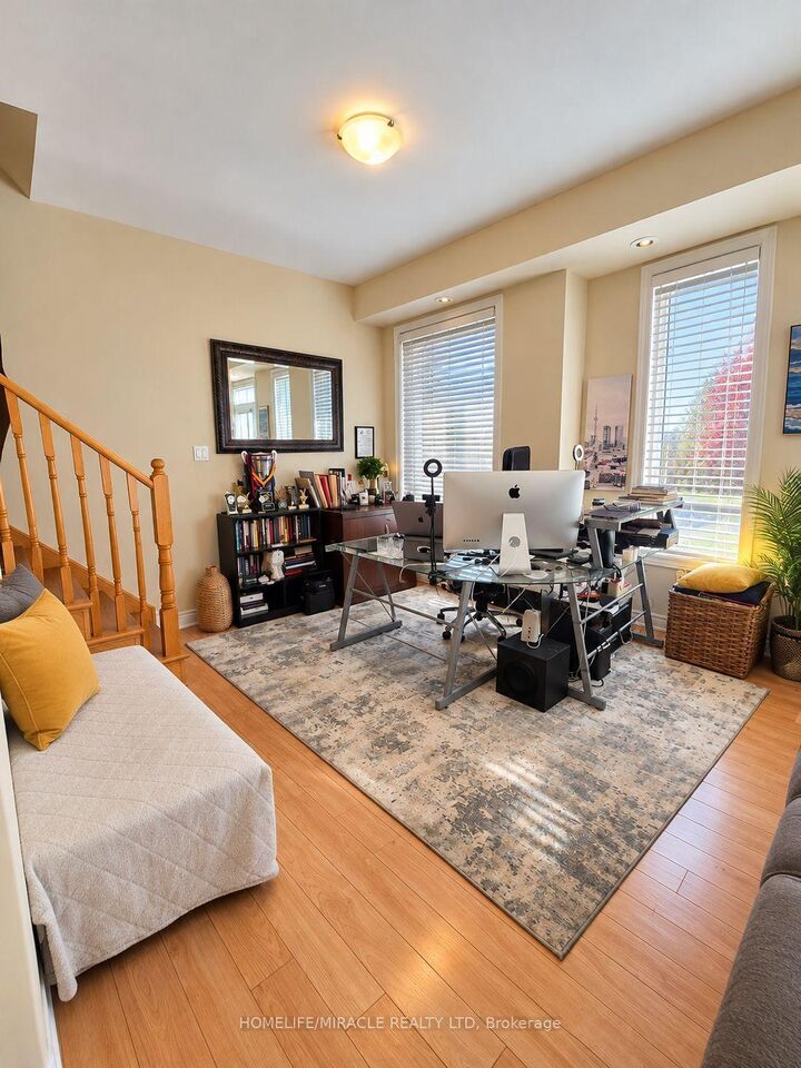 Property Photo: 9601 Jane Street 8 ON L6A 4G5