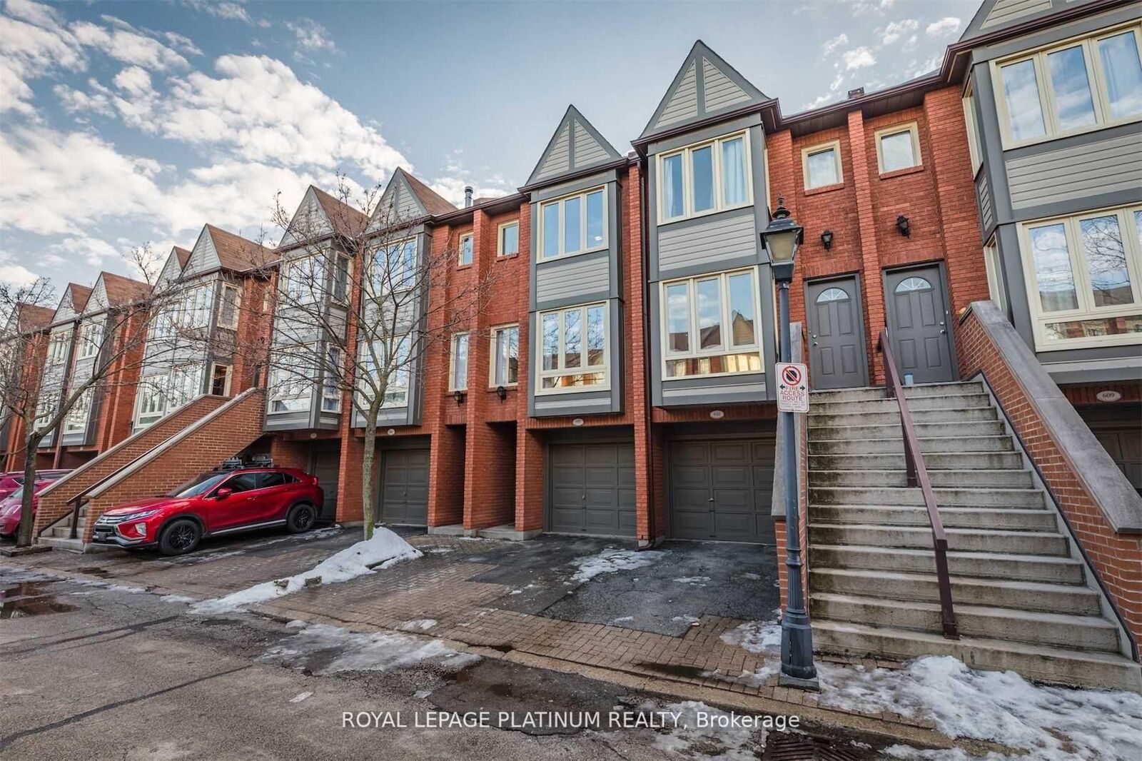 Property Photo:  895 Maple Avenue 611  ON L7S 2H7 