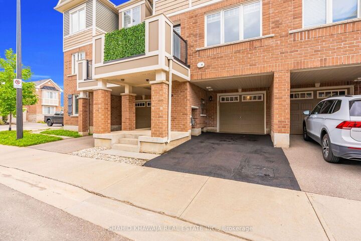 Property Photo:  1000 Asleton Boulevard 87  ON L9T 9L5 