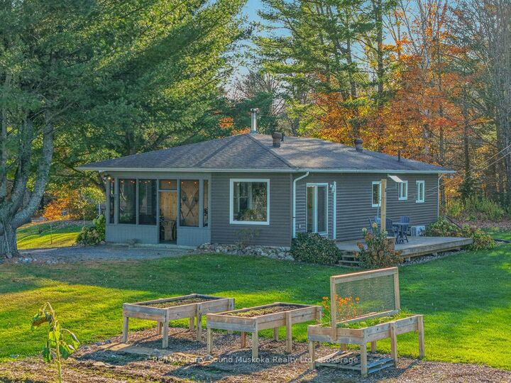 Property Photo:  62 Sunnyshore Estate Road  ON P2A 2W9 