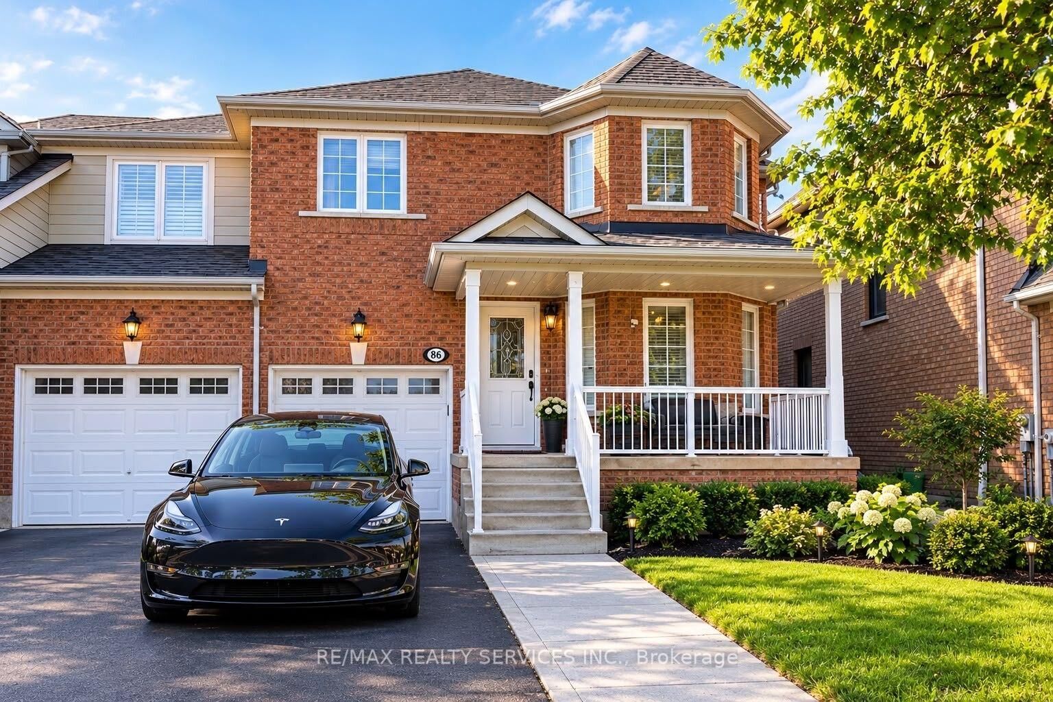 Property Photo:  86 Heartleaf Crescent  ON L7A 2B9 