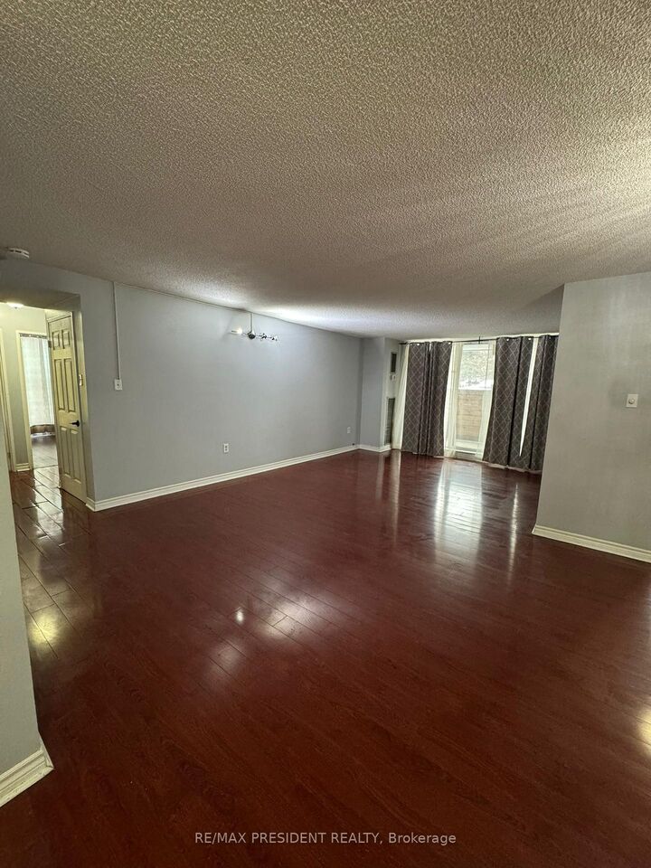 Property Photo:  21 Knightsbridge Road 101  ON L6T 3Y1 