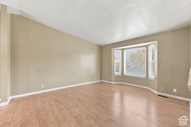 Property Photo:  1177 N 200 W  UT 84041 