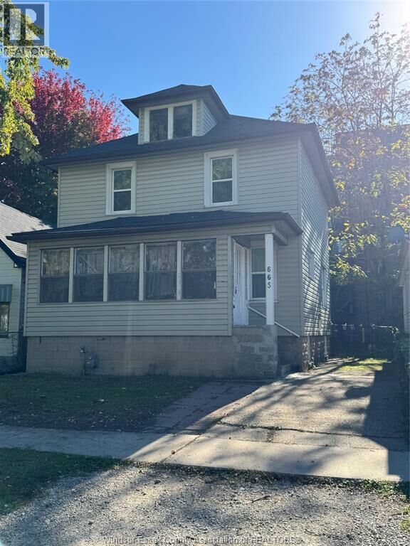 Property Photo:  665 St Joseph Street  ON N9C 3H3 