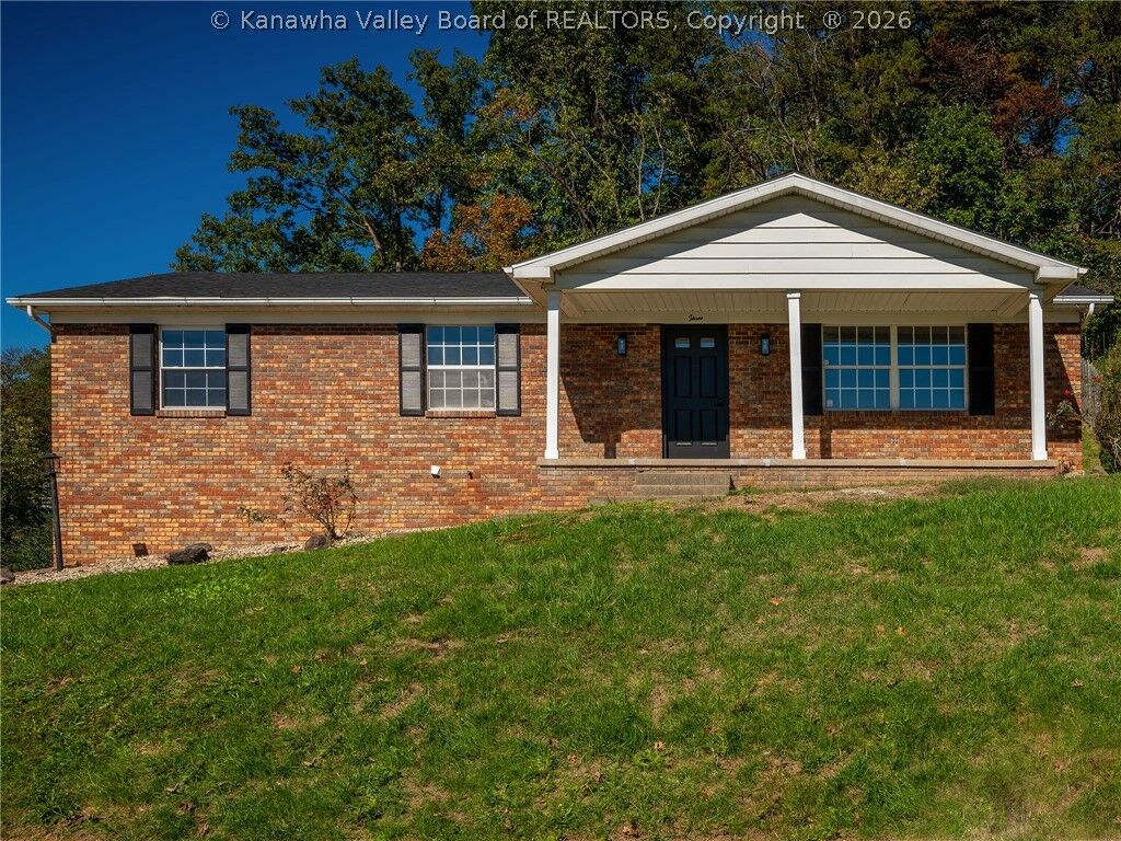 Property Photo:  3 Windsong Way  WV 25143 