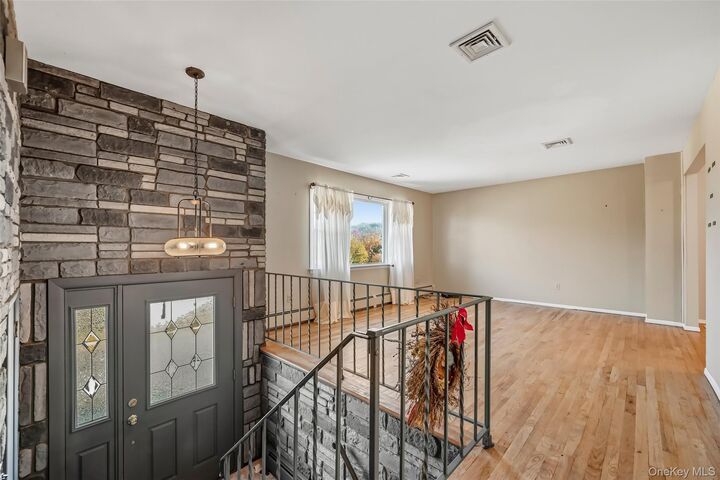 Property Photo:  22 Amy Todt Drive  NY 10950 