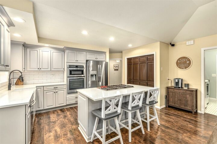 Property Photo:  9014  166th Street E  WA 98375 