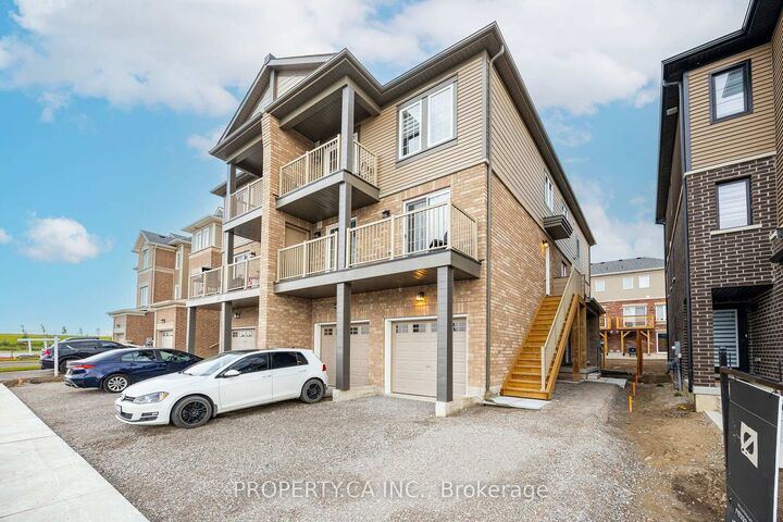 Property Photo:  11 Tobias Lane 5  ON L9J 0T6 