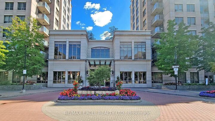 Property Photo:  37 Galleria Parkway 202  ON L3T 0A5 