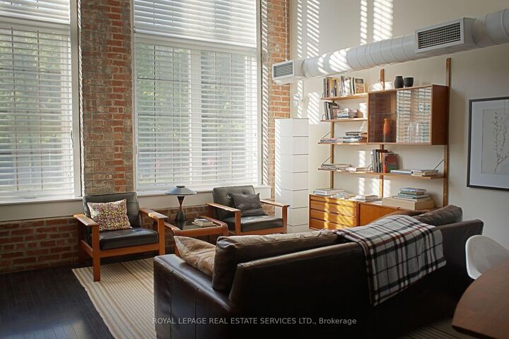 Property Photo:  1100 Lansdowne Avenue 340  ON M6H 4K1 
