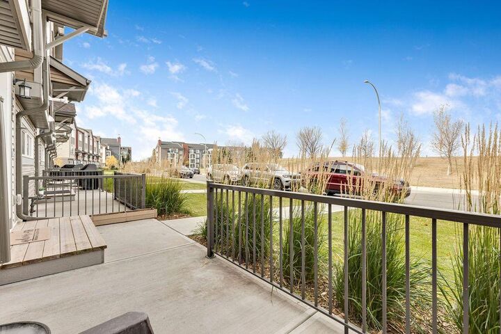 Property Photo:  139 Copperstone Park SE  AB T2Z 5E3 