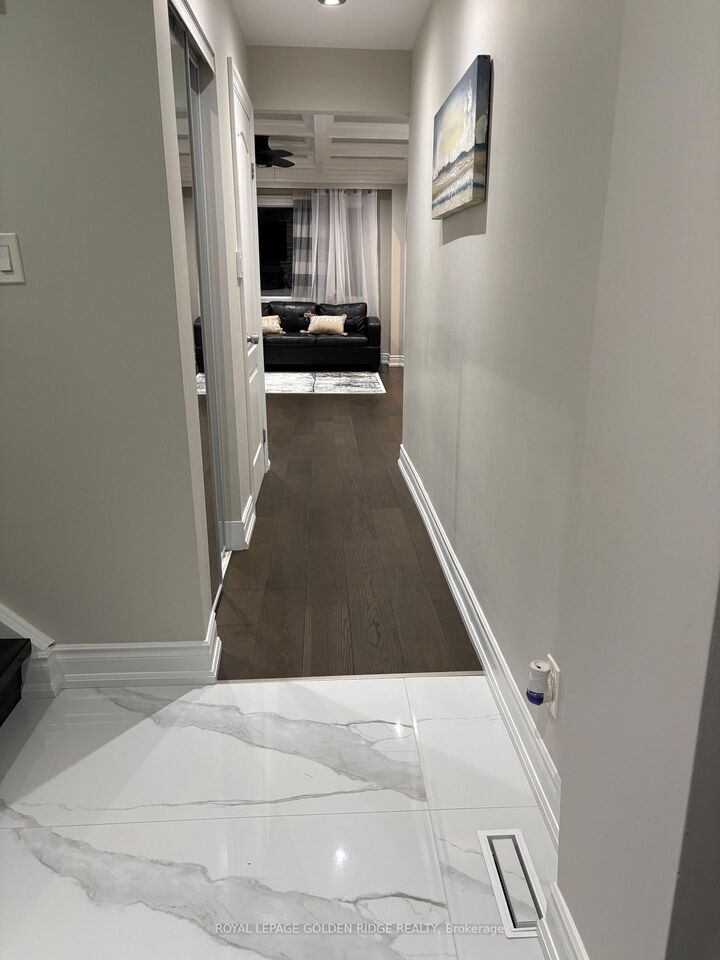 Property Photo:  3525 Brandon Gate Drive 45  ON L4T 3M3 