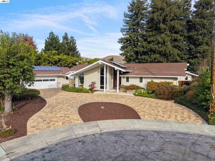Property Photo:  1019 Whitmer Ct  CA 94539 