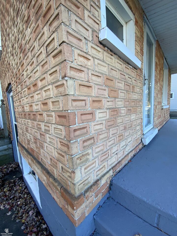 Property Photo: 114 Ward Street MI 48422