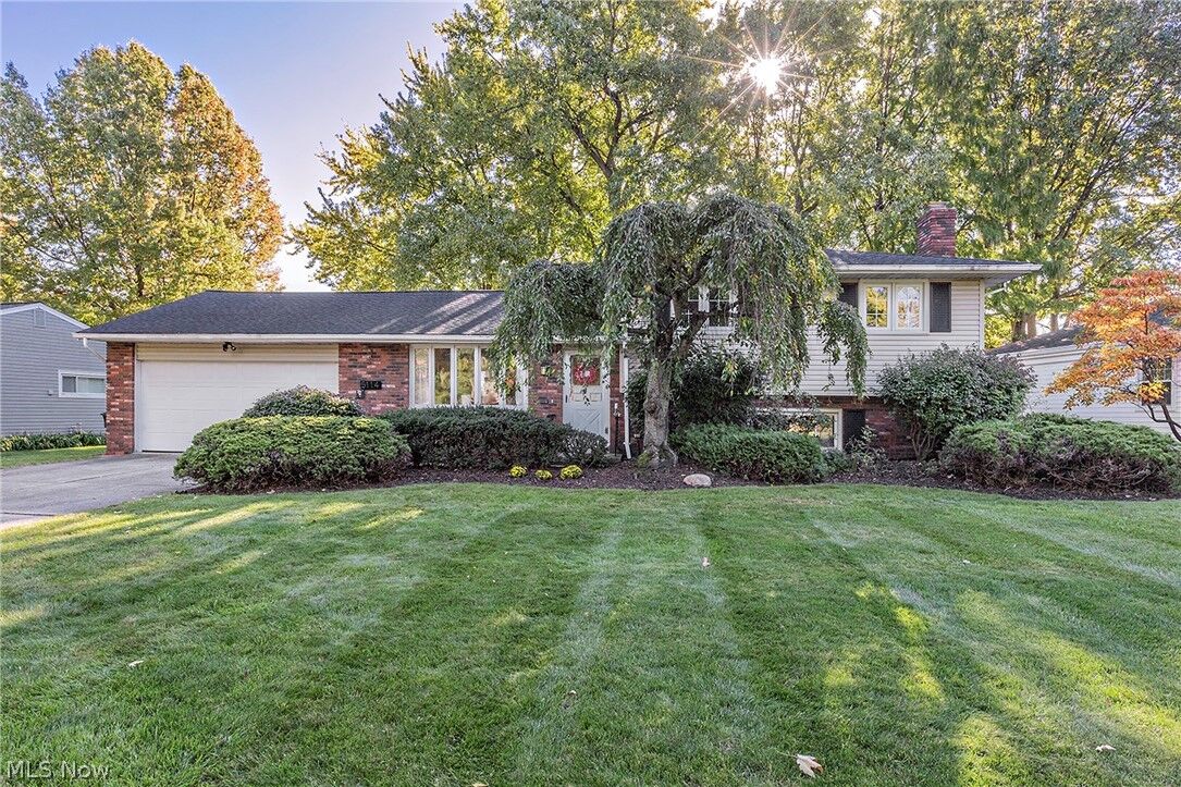 Property Photo: 5114 Dogwood Trail OH 44124