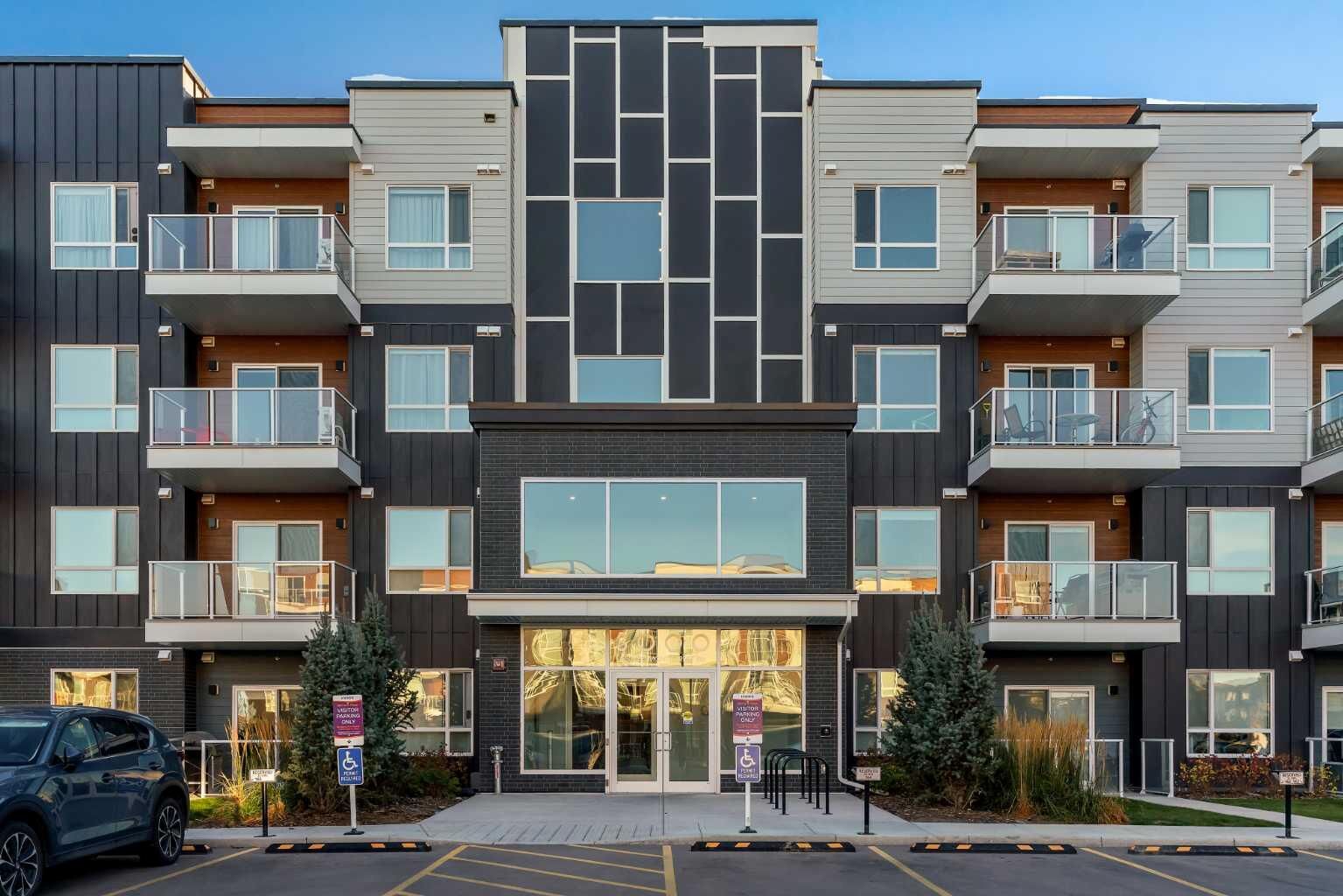 Property Photo: 550 Belmont Street SW 3211 AB T2X 5Y9