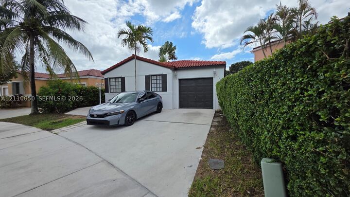 Property Photo: 13946 SW 171st Ter 13946 FL 33177